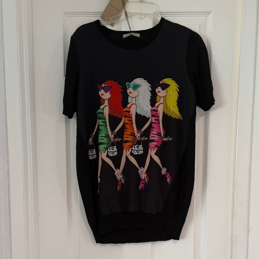 Black Fashionista Graphic Shirt Italy Silk Fan Ni Jing Couture